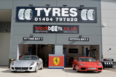 Uk Tyre Fitting and Wheel Alignment Gallery